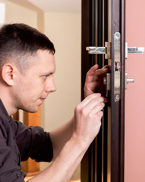 : Professional Locksmith For Commercial And Residential Locksmith Services in Rancho San Diego, CA